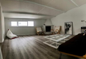 BUHARDILLA / LOFT A ESTRENAR a 50 m. de MARIA PITA y del puerto